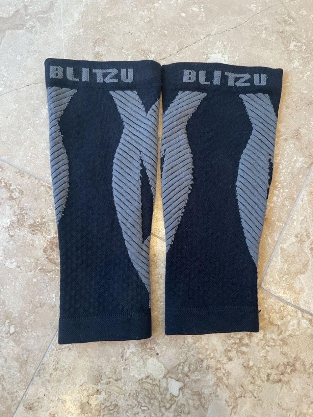 Blitzu Black & Gray Compression Calf Sleeves